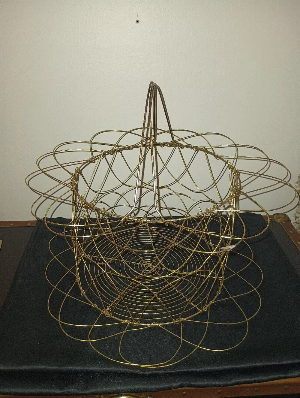 Collapsible Gold Wire Egg Collecting Basket Spirograph Pattern Vintage